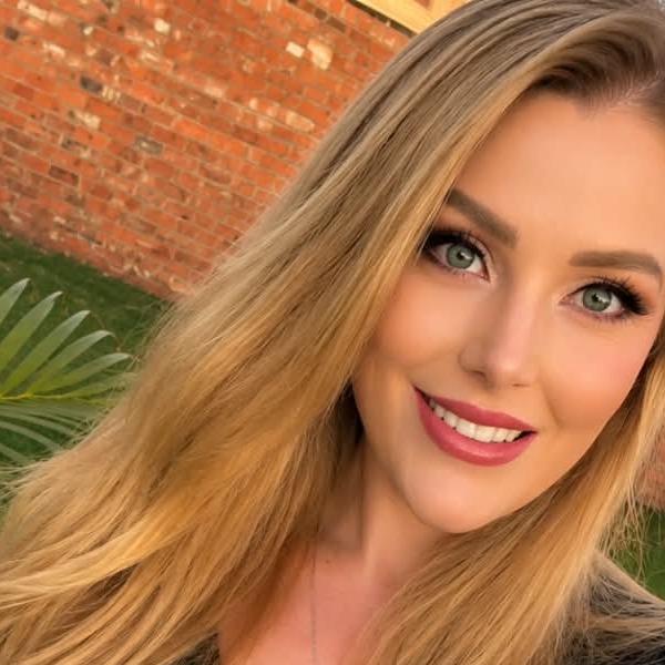 Headshot of Ashleigh Crawford